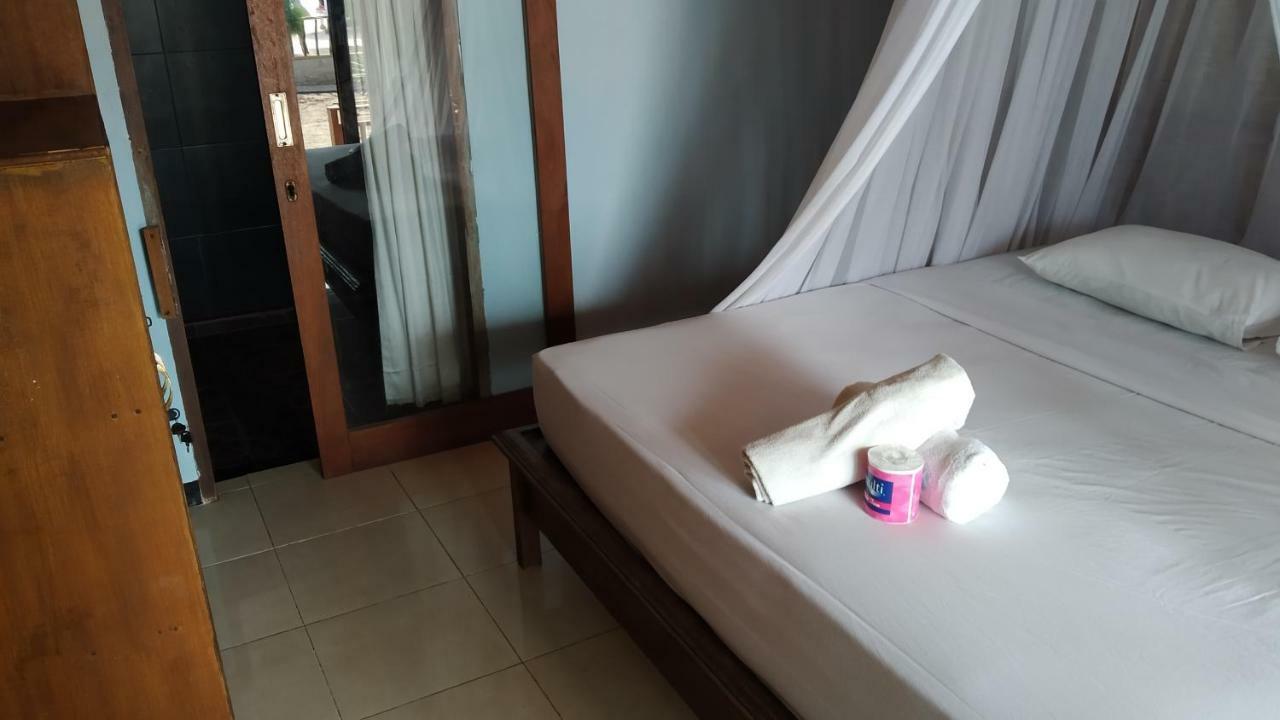 Sunset Beach Bungalow Gili Meno Buitenkant foto
