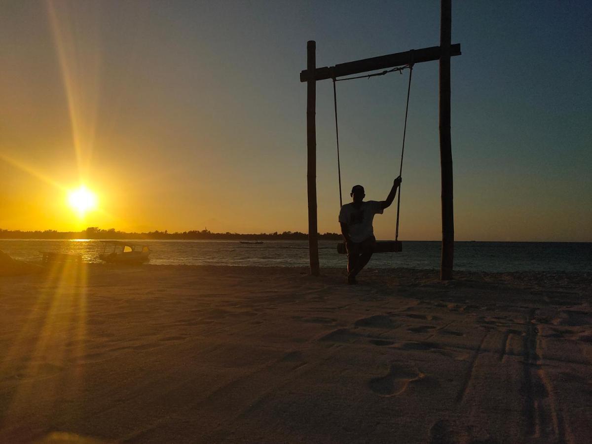 Sunset Beach Bungalow Gili Meno Buitenkant foto